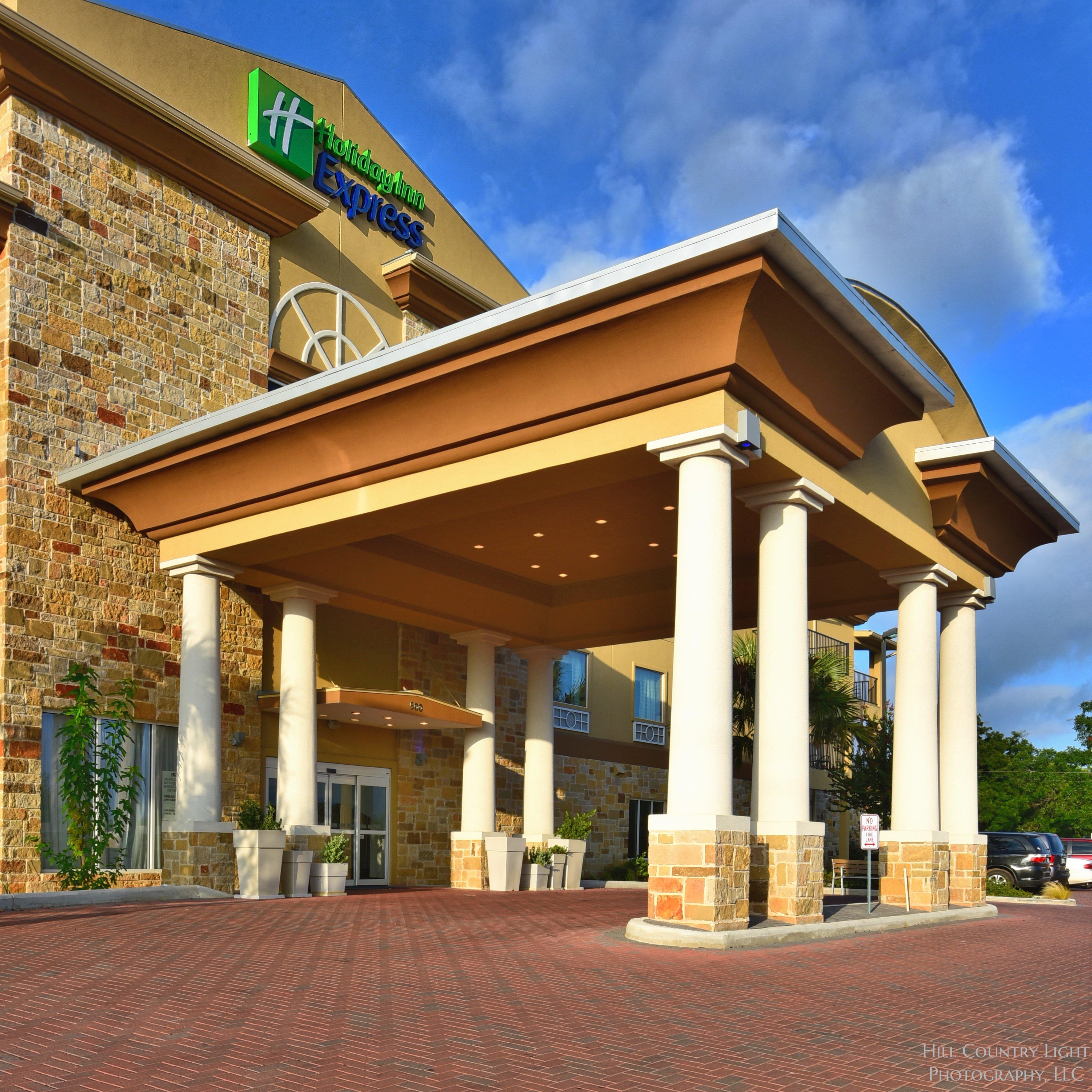 Holiday Inn Express & Suites Fredericksburg By Ihg Exteriér fotografie