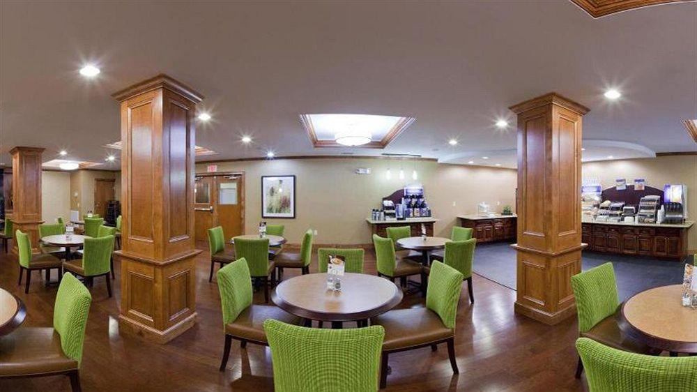 Holiday Inn Express & Suites Fredericksburg By Ihg Exteriér fotografie