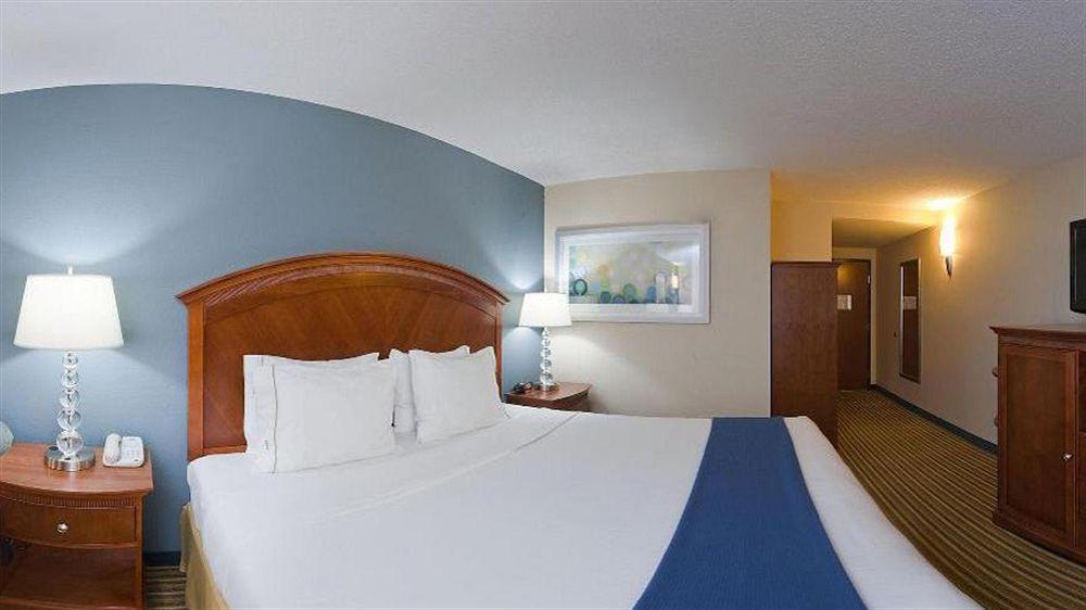 Holiday Inn Express & Suites Fredericksburg By Ihg Exteriér fotografie
