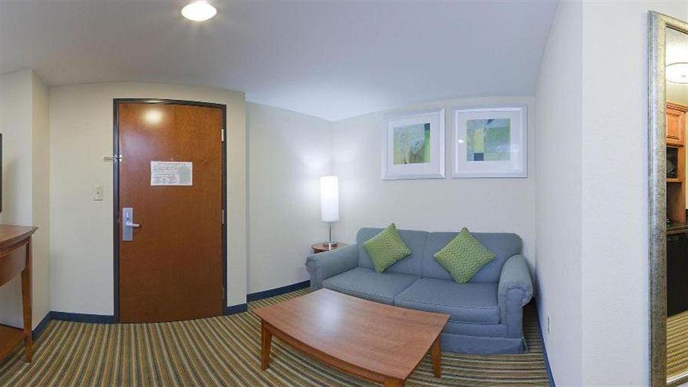 Holiday Inn Express & Suites Fredericksburg By Ihg Exteriér fotografie