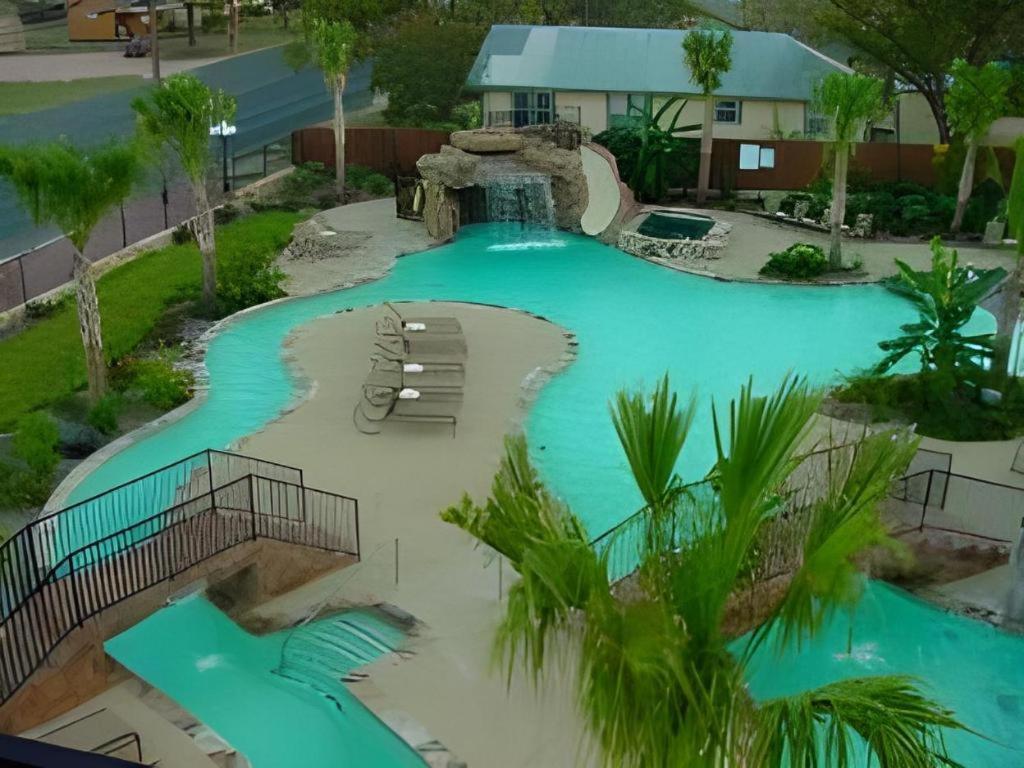 Holiday Inn Express & Suites Fredericksburg By Ihg Exteriér fotografie