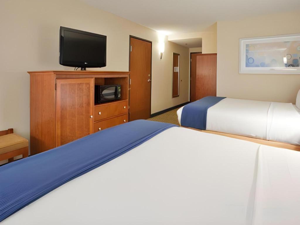 Holiday Inn Express & Suites Fredericksburg By Ihg Exteriér fotografie